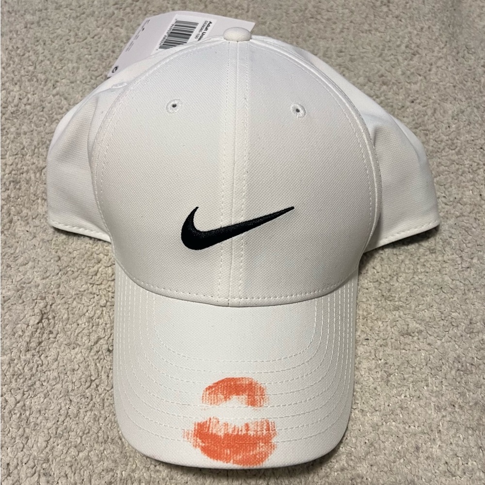 DRAKE TOUR ITS ALL A BLUR TOUR NIKE HAT / MERCH